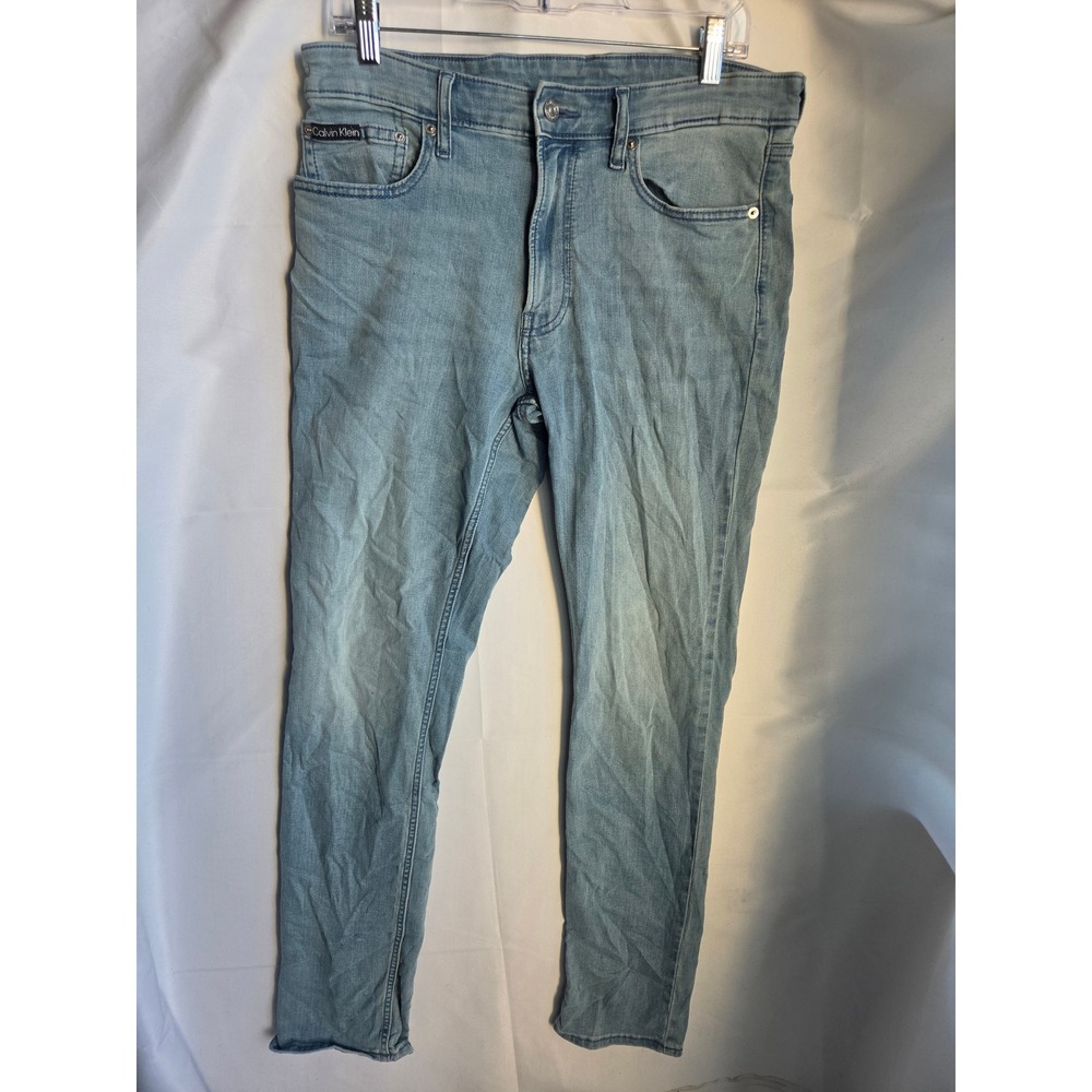 Calvin Klein Jeans Mens Blue Light Wash Slim Mid Rise Tapered